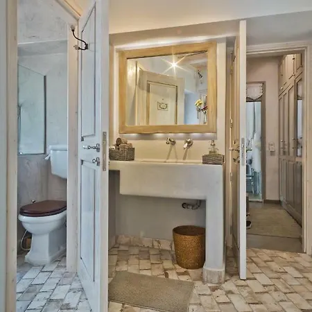 Casa Metropolis Apérion