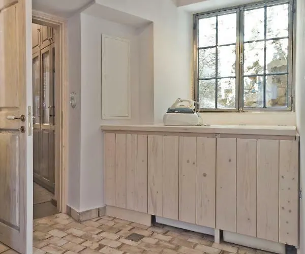 Casa Metropolis Villa