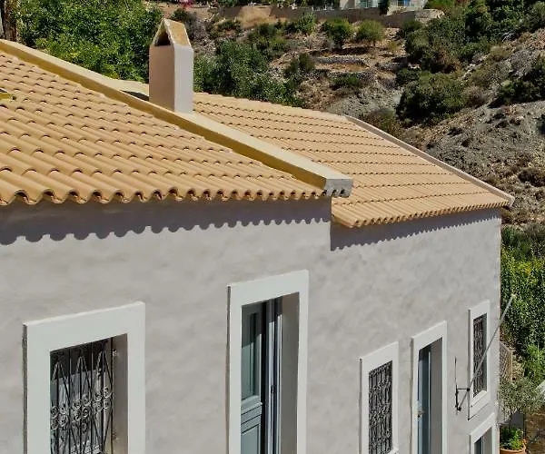 Casa Metropolis Apérion